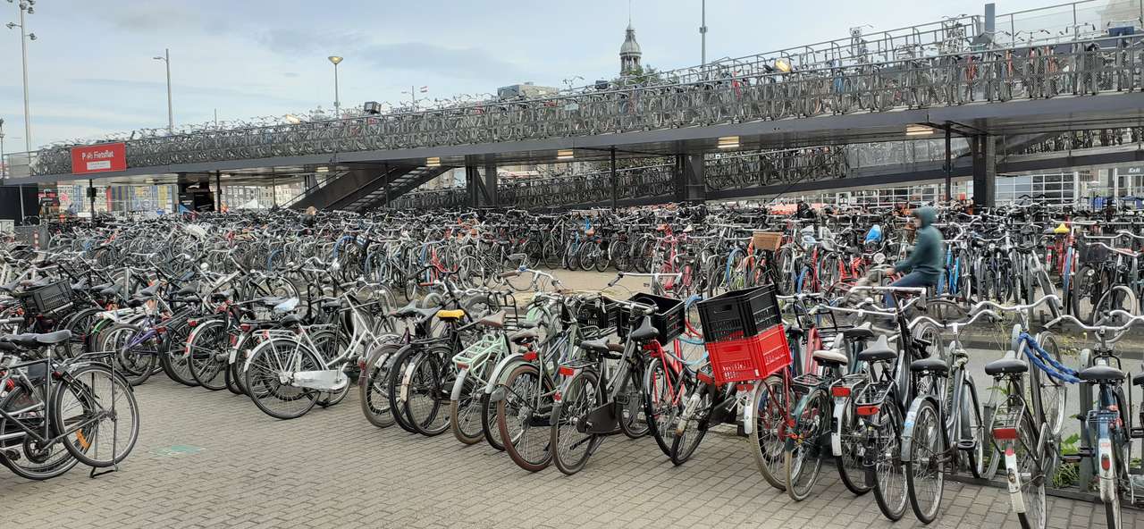 Stazione della bicicletta puzzle online