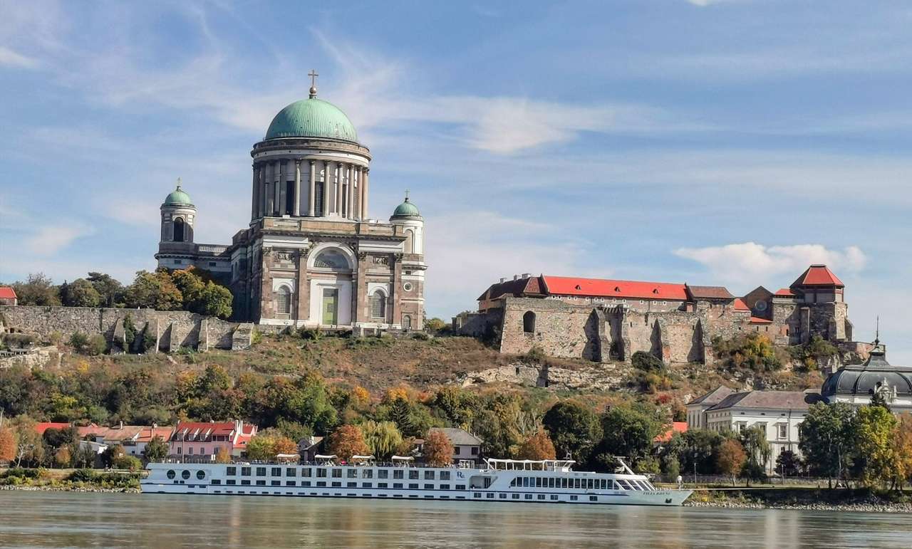 Interiorul catedralei Esztergom din Ungaria jigsaw puzzle online