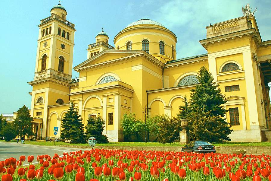 Катедралата Егер в Унгария онлайн пъзел