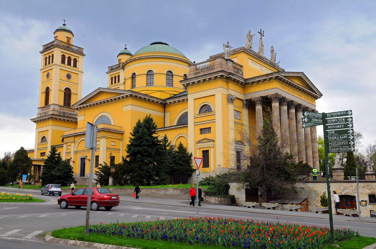 Kathedraal van Eger in Hongarije legpuzzel online