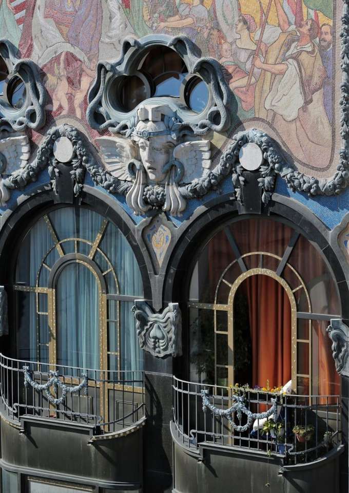 Secesní fasáda Budapešť Maďarsko online puzzle