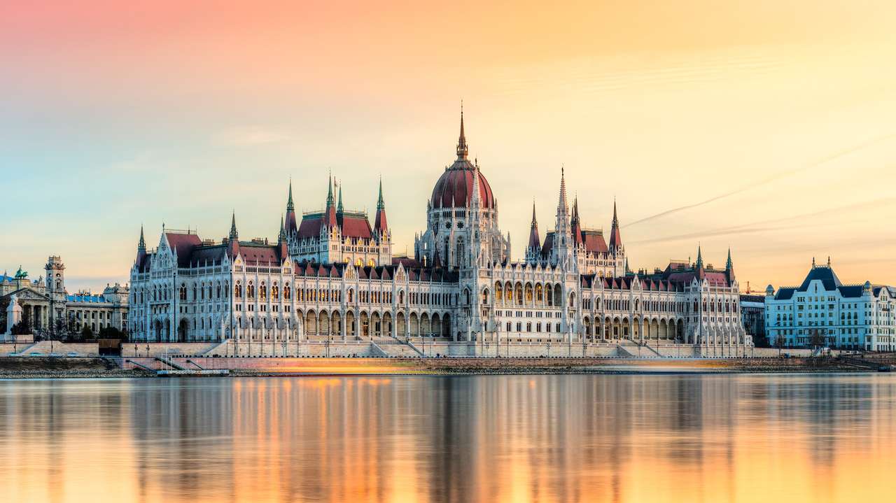 Κτήριο του Κοινοβουλίου της Βουδαπέστης Ουγγαρία online παζλ