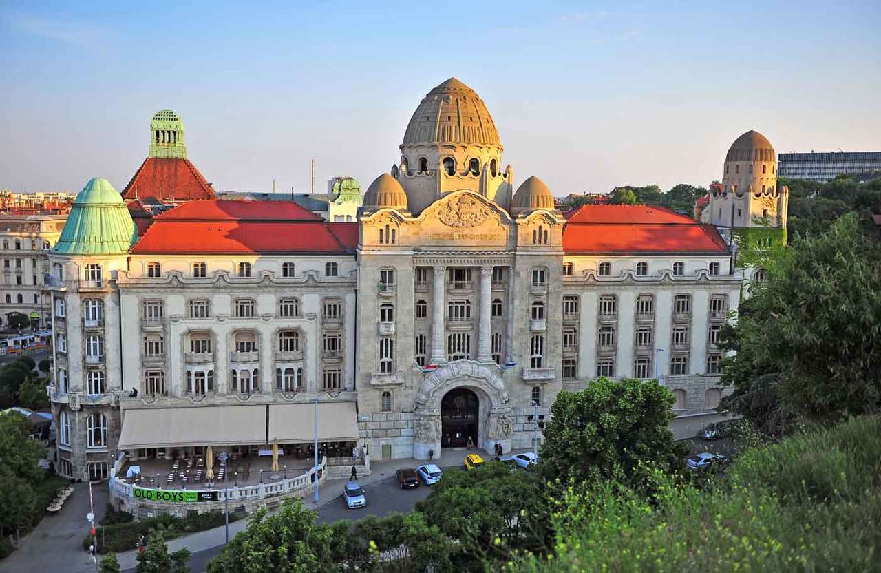 Budapest Hotel Gellert in Hongarije online puzzel