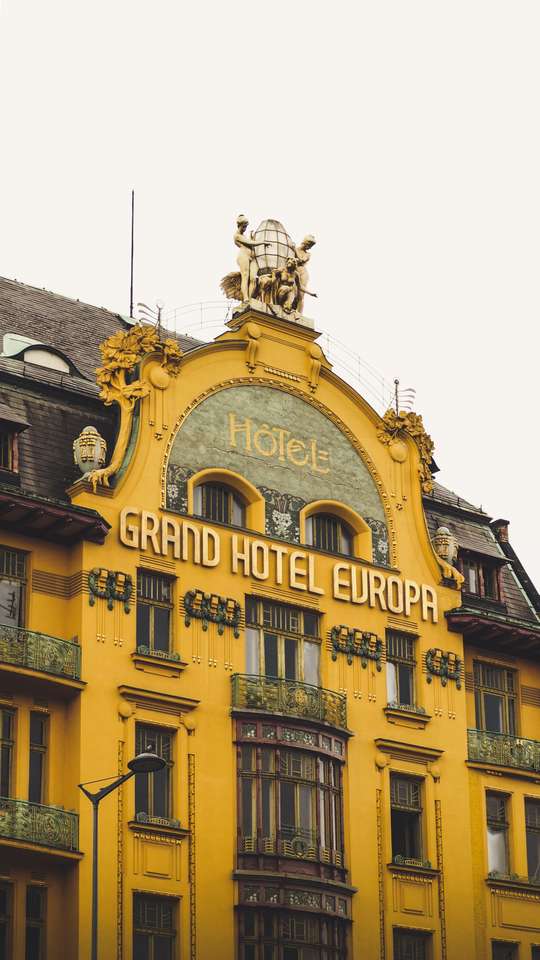 Гранд хотел Европа - Прага онлайн пъзел