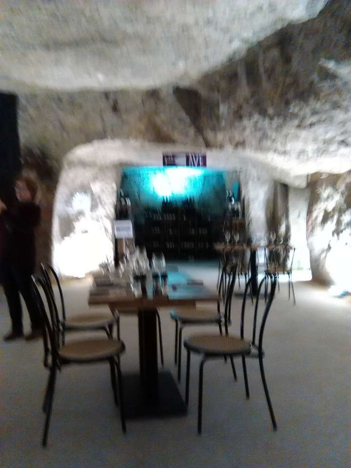 cave restaurant online puzzle