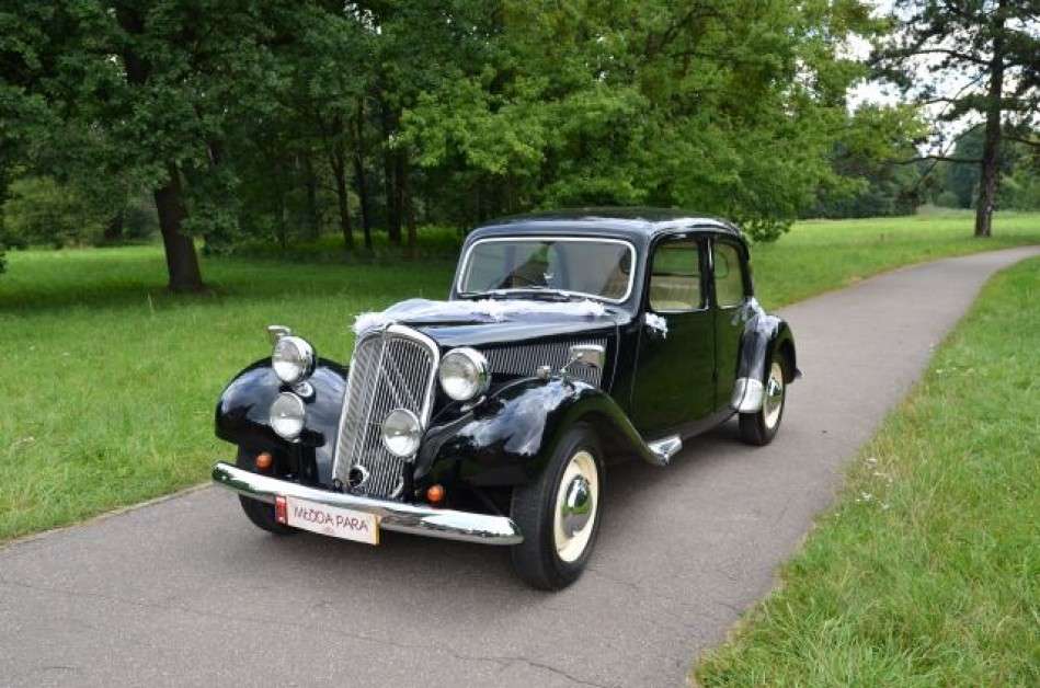 Citroën 11 historique puzzle en ligne