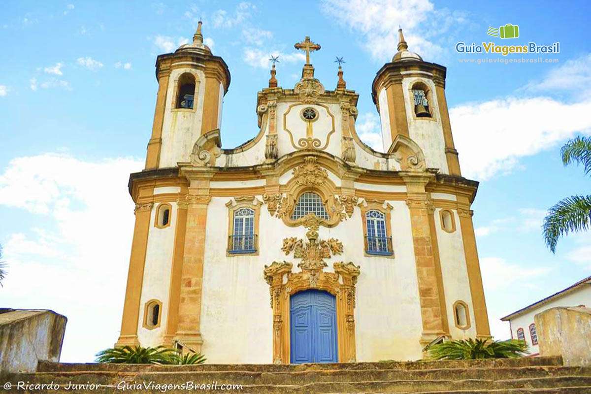 Kirche von Nossa Senhora do Carmo (Ouro Preto) Puzzlespiel online