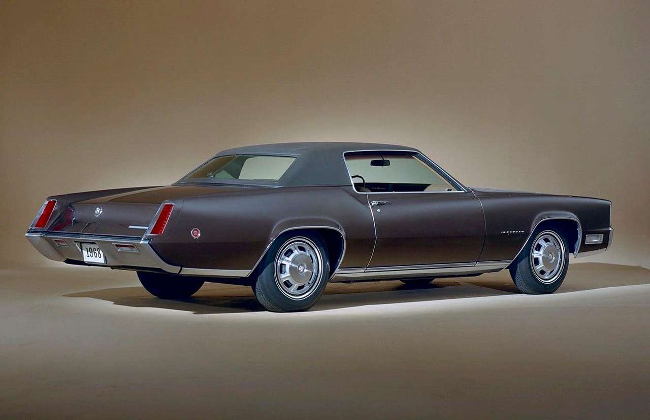 Cadillac Fleetwood Eldorado 1968 року випуску пазл онлайн