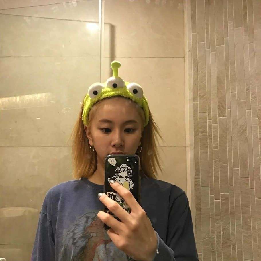 CHAEYOUNG X TOY pussel på nätet