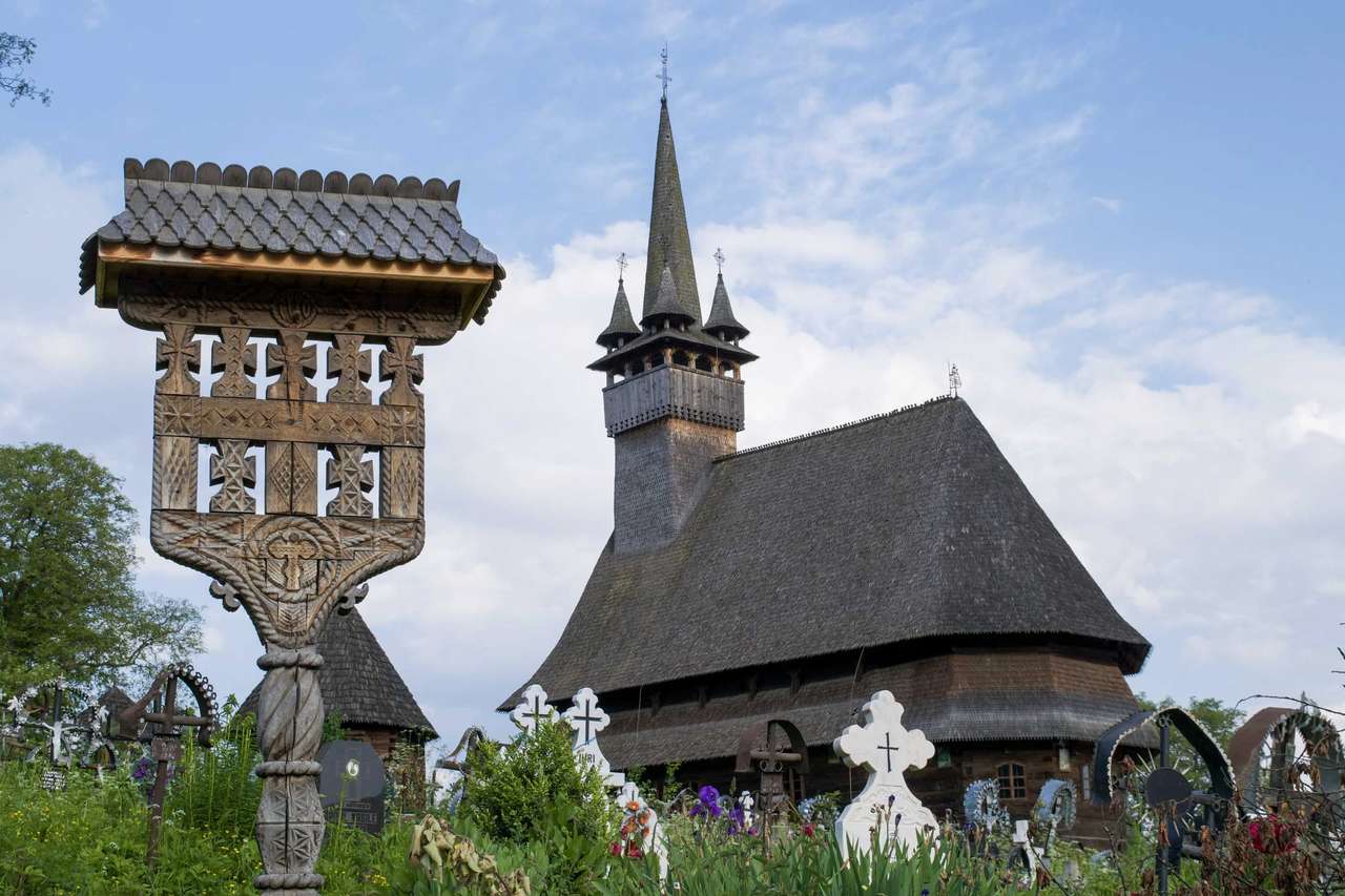 Église en bois à Maramures en Roumanie puzzle en ligne
