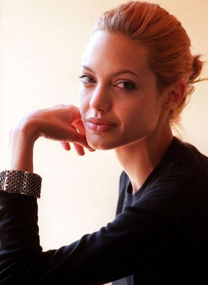 Анджелина Джоли онлайн пъзел