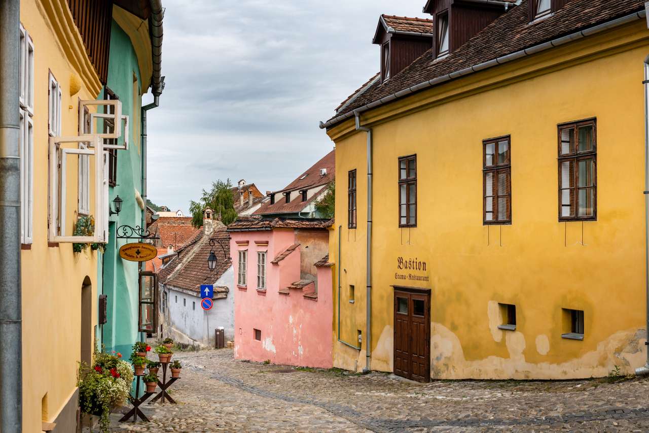 Sighisoara city in Romania jigsaw puzzle online