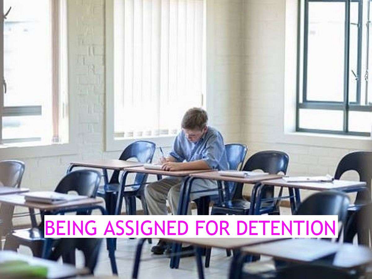 Being assigned for detention rompecabezas en línea