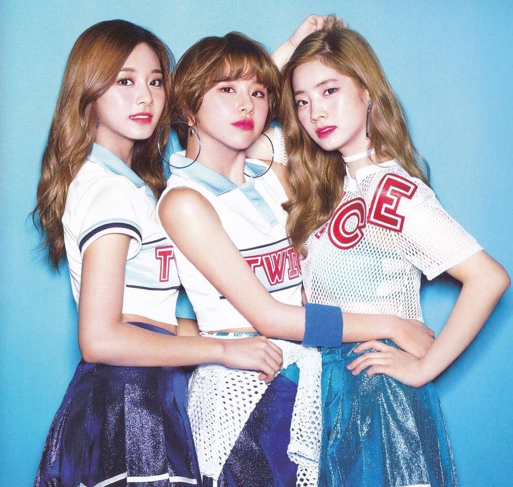 Dahyun Chaeyoung and Tzuyu jigsaw puzzle online