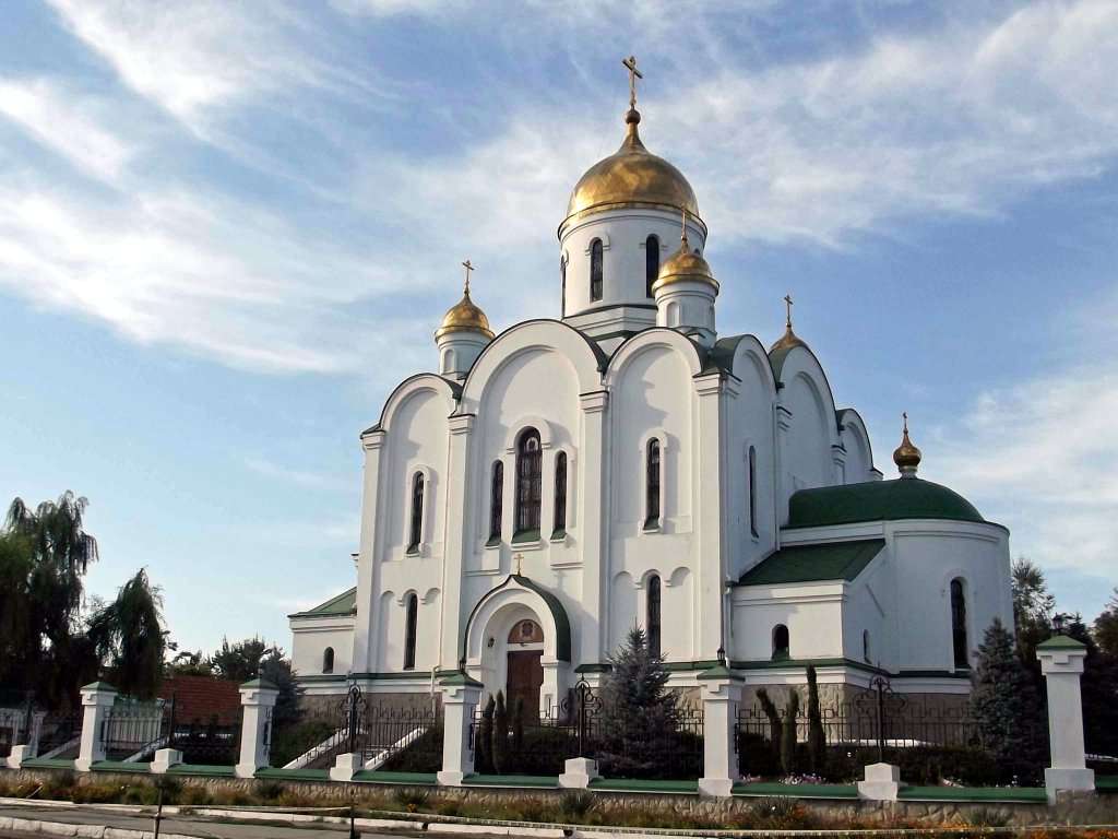 Tiraspol-templom Moldovában online puzzle