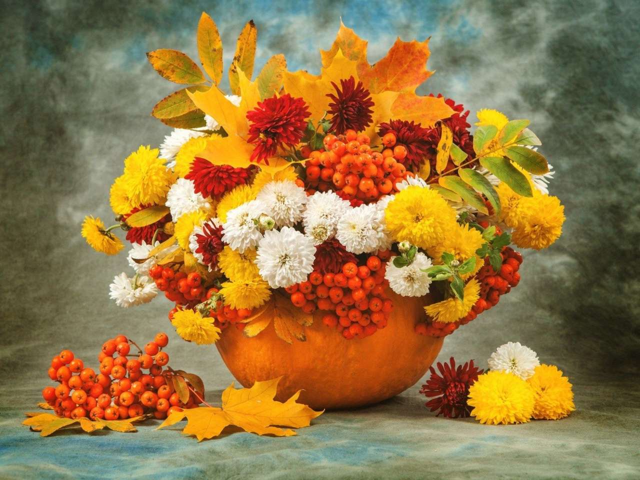 Smíšené barevné podzimní kytice online puzzle