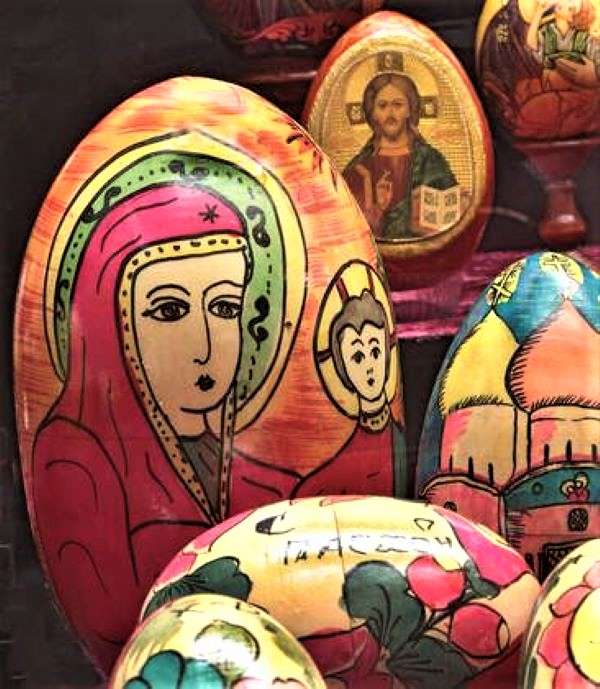 Easter Russian painted Easter eggs online puzzle