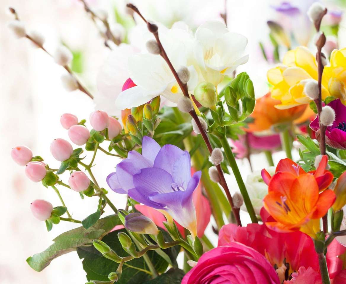 Velikonoční barevné velikonoční kytice skládačky online