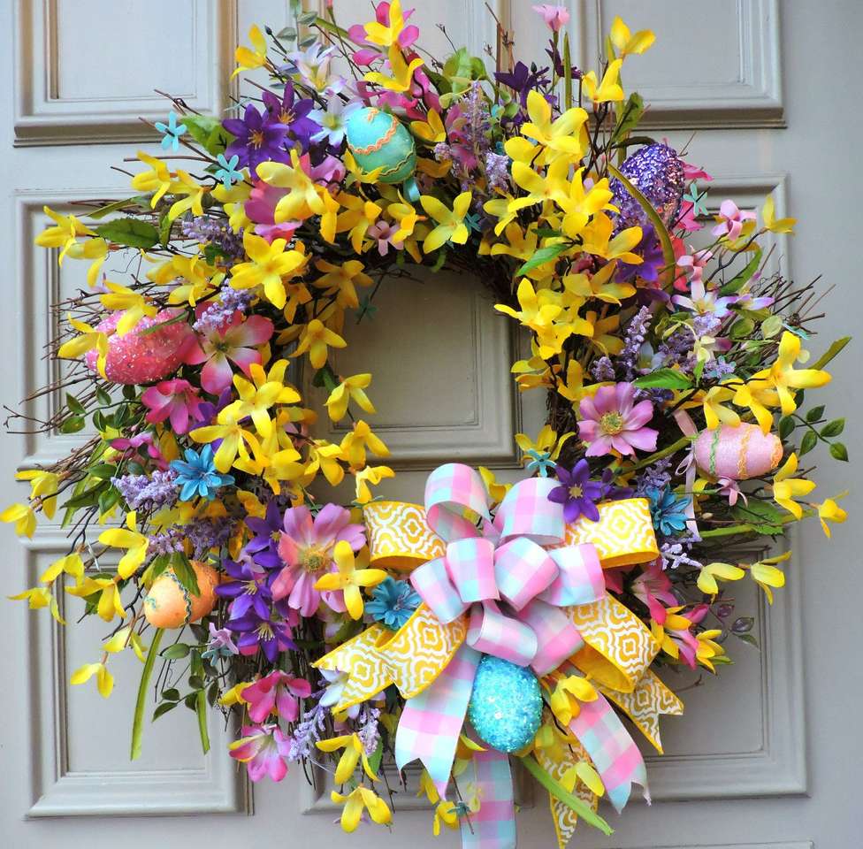 Húsvéti koszorú az ajtón kirakós online