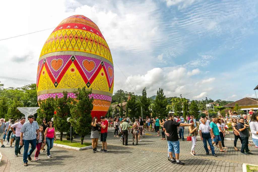 Φεστιβάλ του Πάσχα του Πάσχα στο Πομόροντ online παζλ