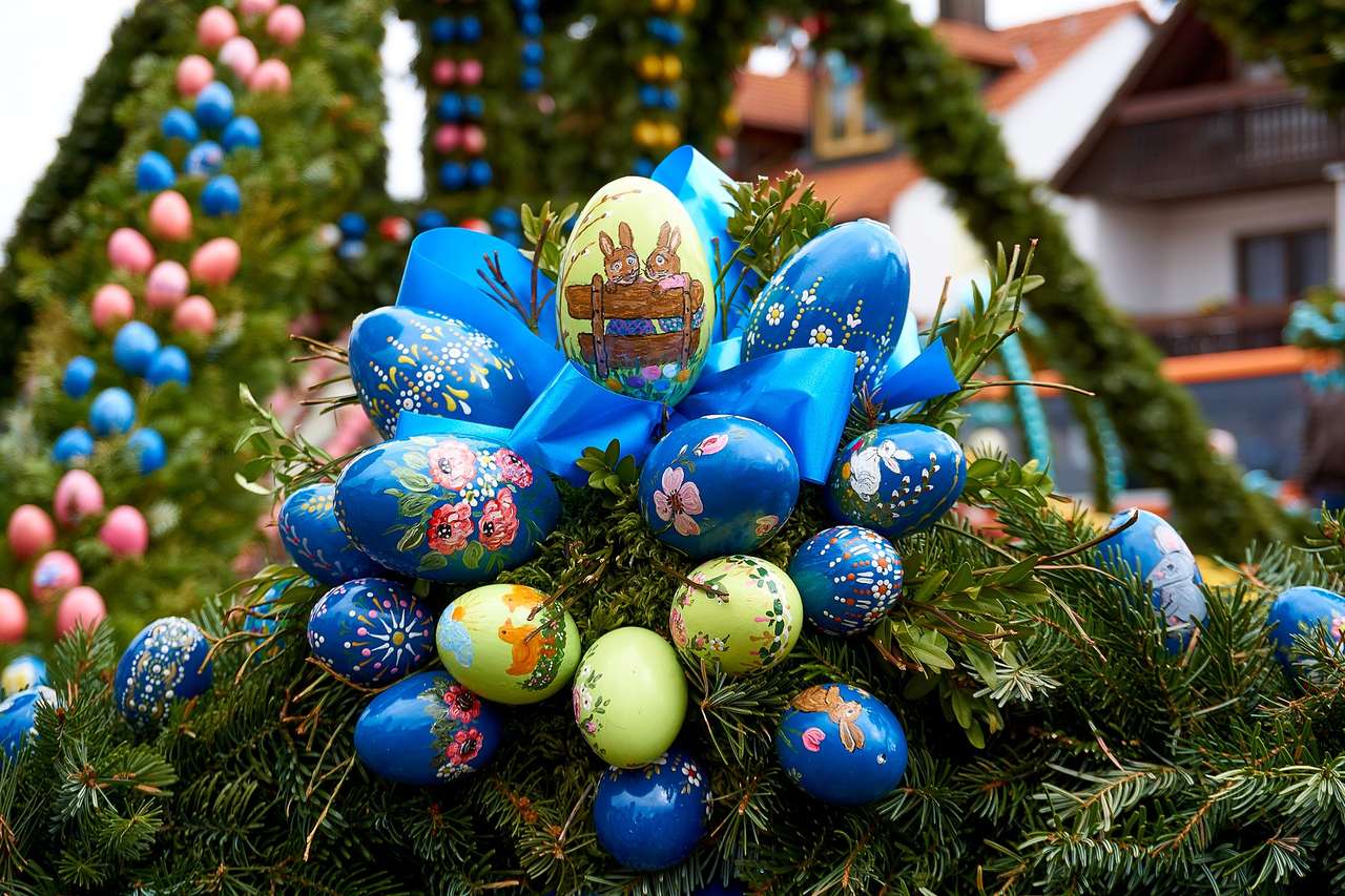 Velikonoce Tradiční velikonoční fontána skládačky online