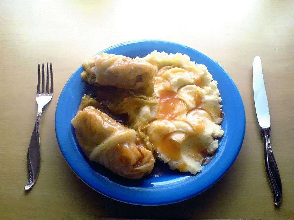 Stuffed cabbage (dish) online puzzle
