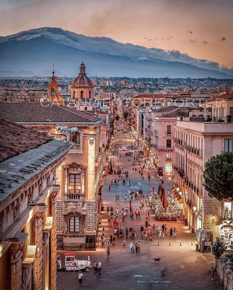 Catania Sicilien Italien pussel på nätet