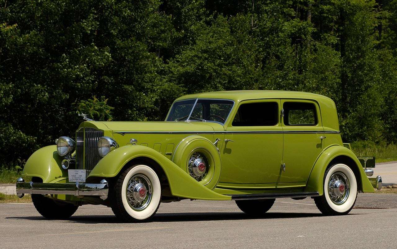 1934 Packard modell 1108 pussel på nätet