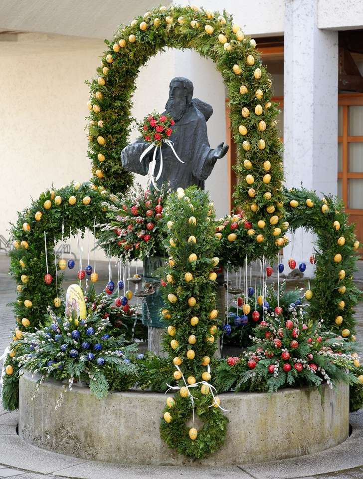 Easter fountain Amberg Sulzbach jigsaw puzzle online