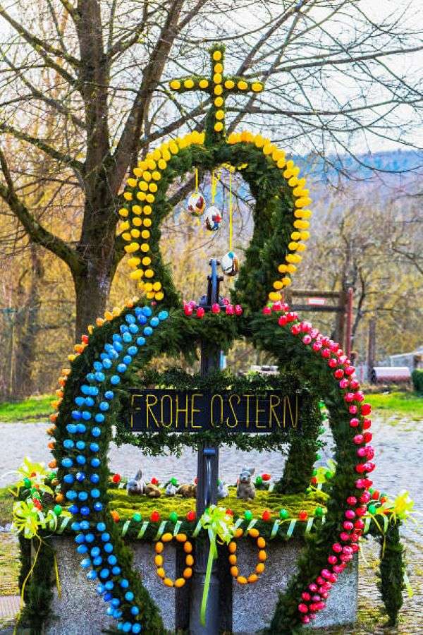 Fuente de Pascua tradicional de Pascua rompecabezas en línea