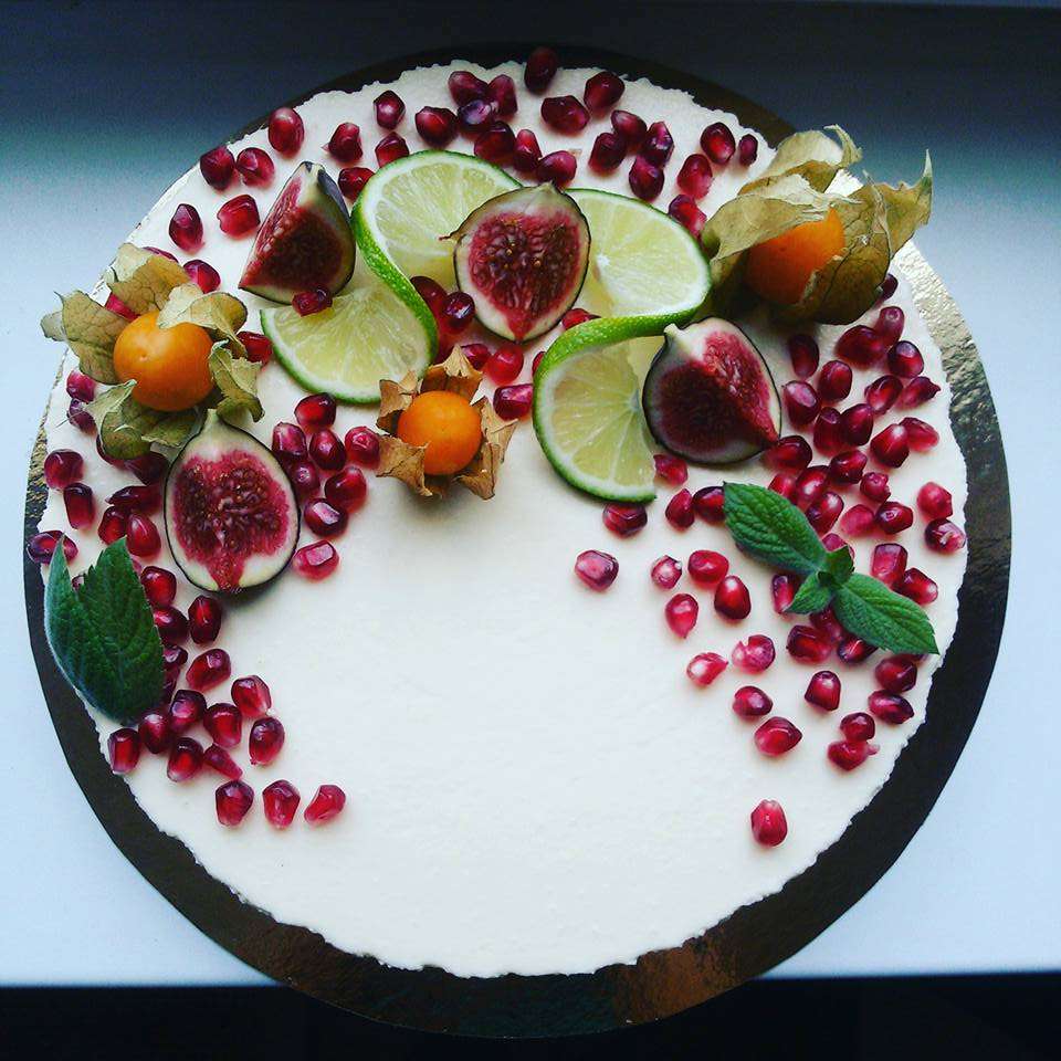 torta con frutta puzzle online