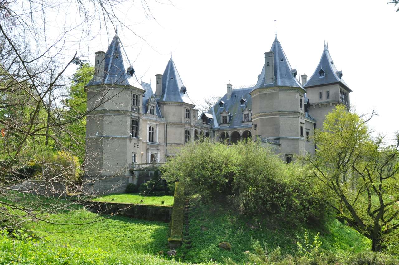 Château à Gołuchów puzzle en ligne