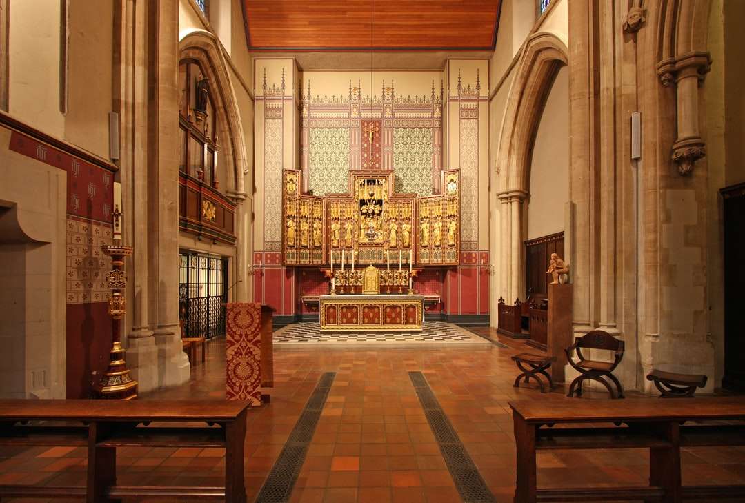 brown wooden bench inside church jigsaw puzzle online