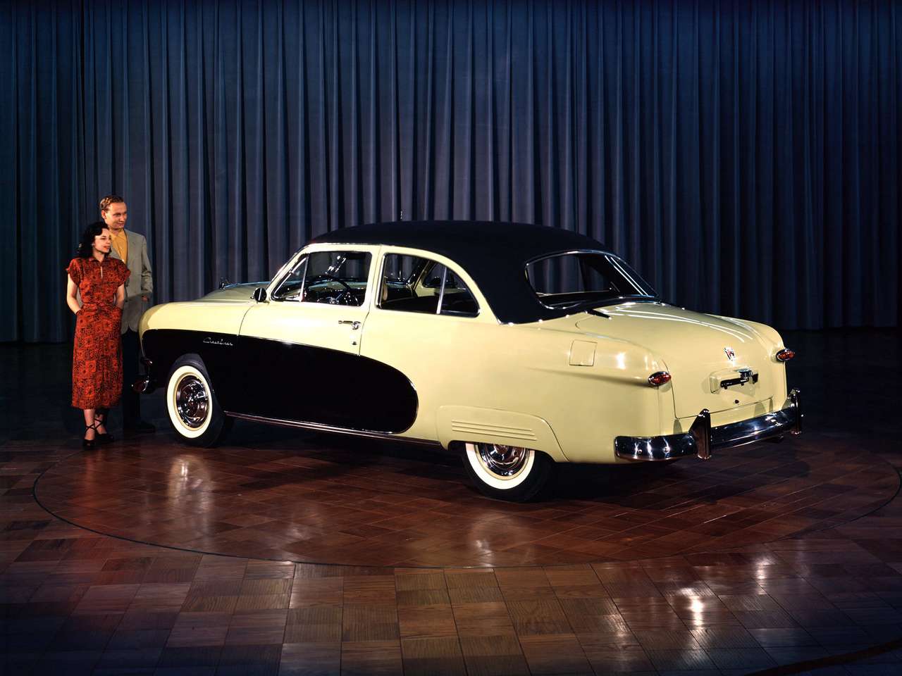 1950 Ford Crestliner Pussel online