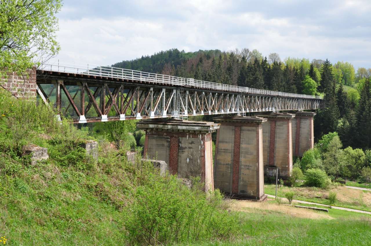 Spoorwegviaduct in nieuwe ruda online puzzel