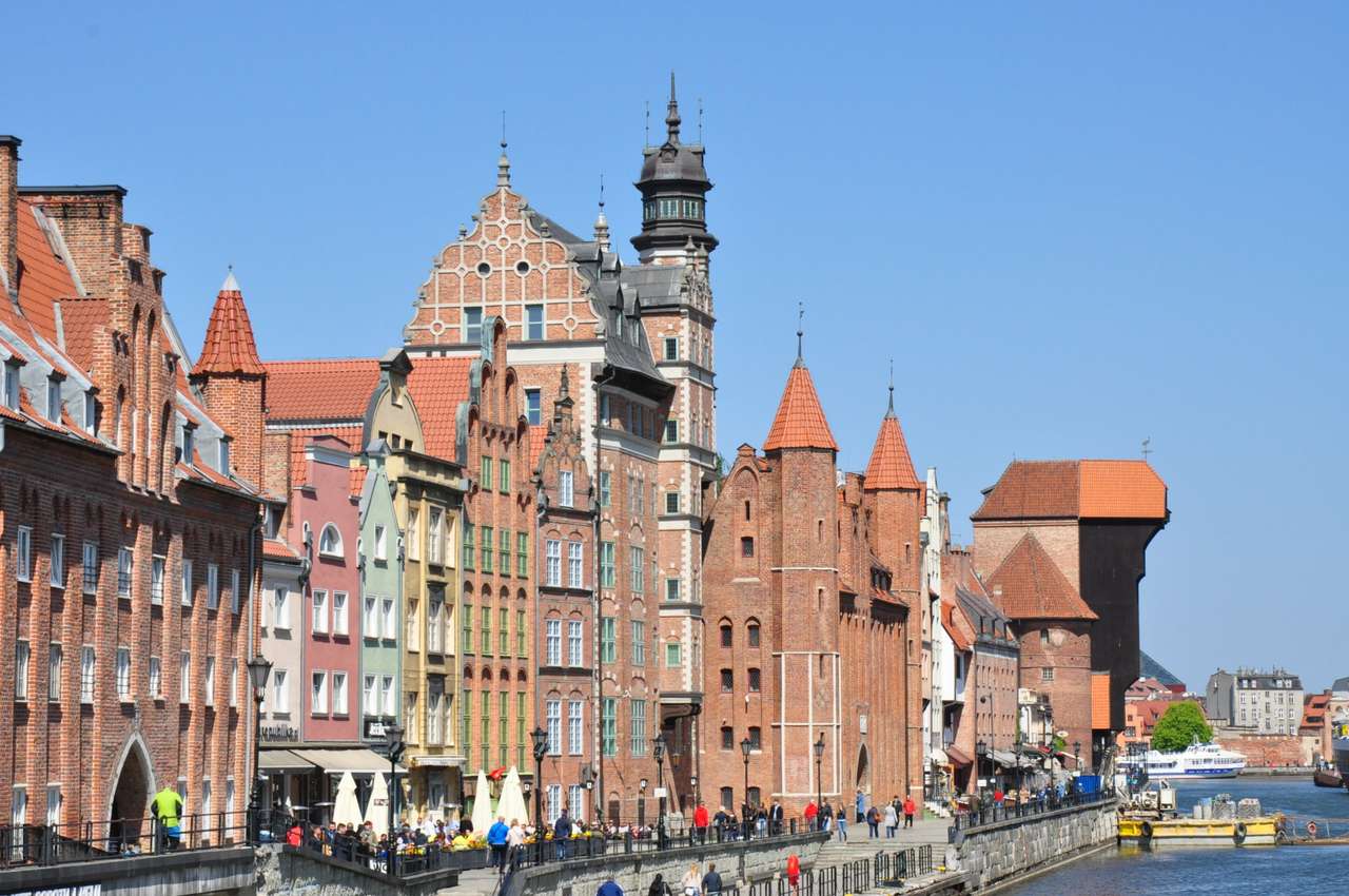 Waterfront in Gdansk. Puzzlespiel online