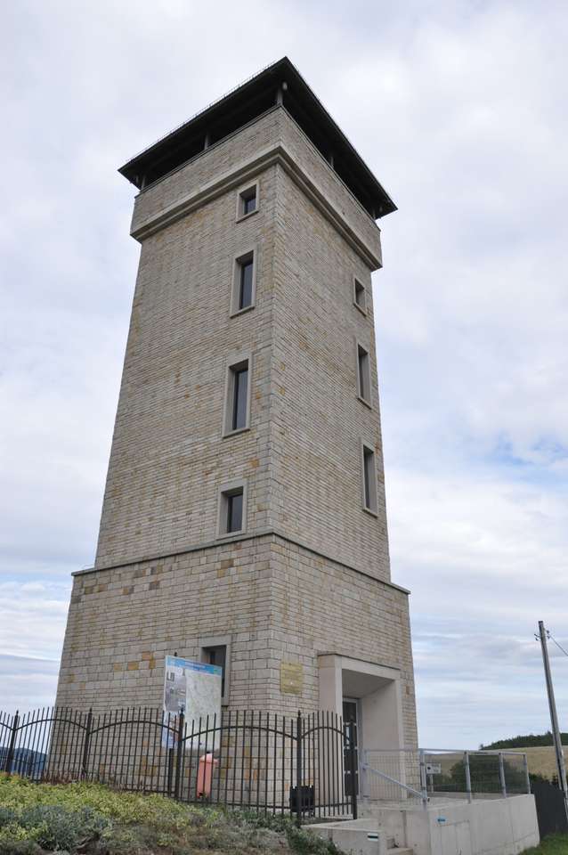 Uitkijktoren in Susye legpuzzel online