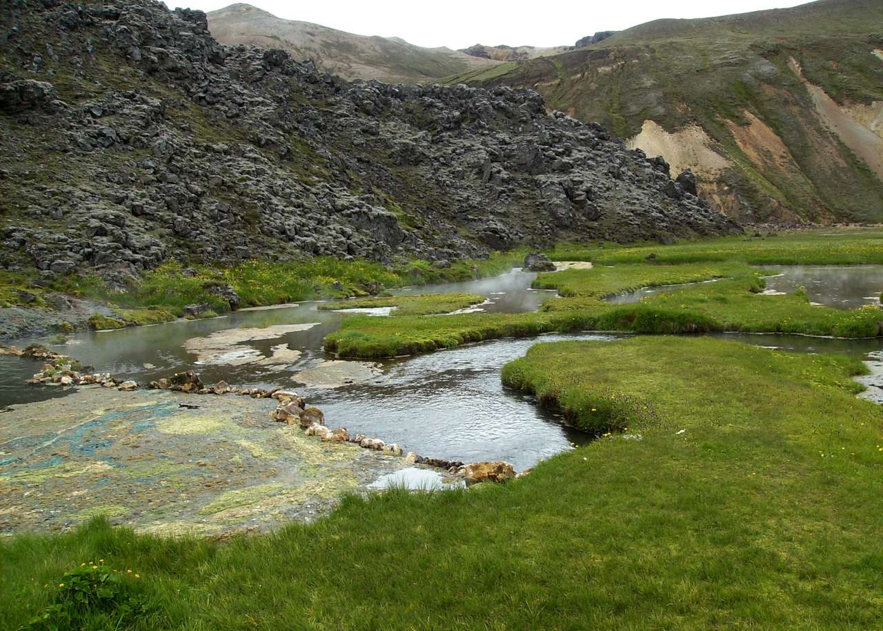 Hot Springs în Islanda puzzle online
