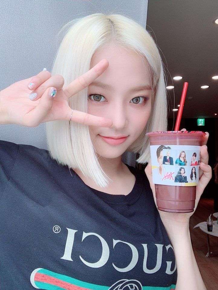 Cute Yeeun from Clc παζλ online