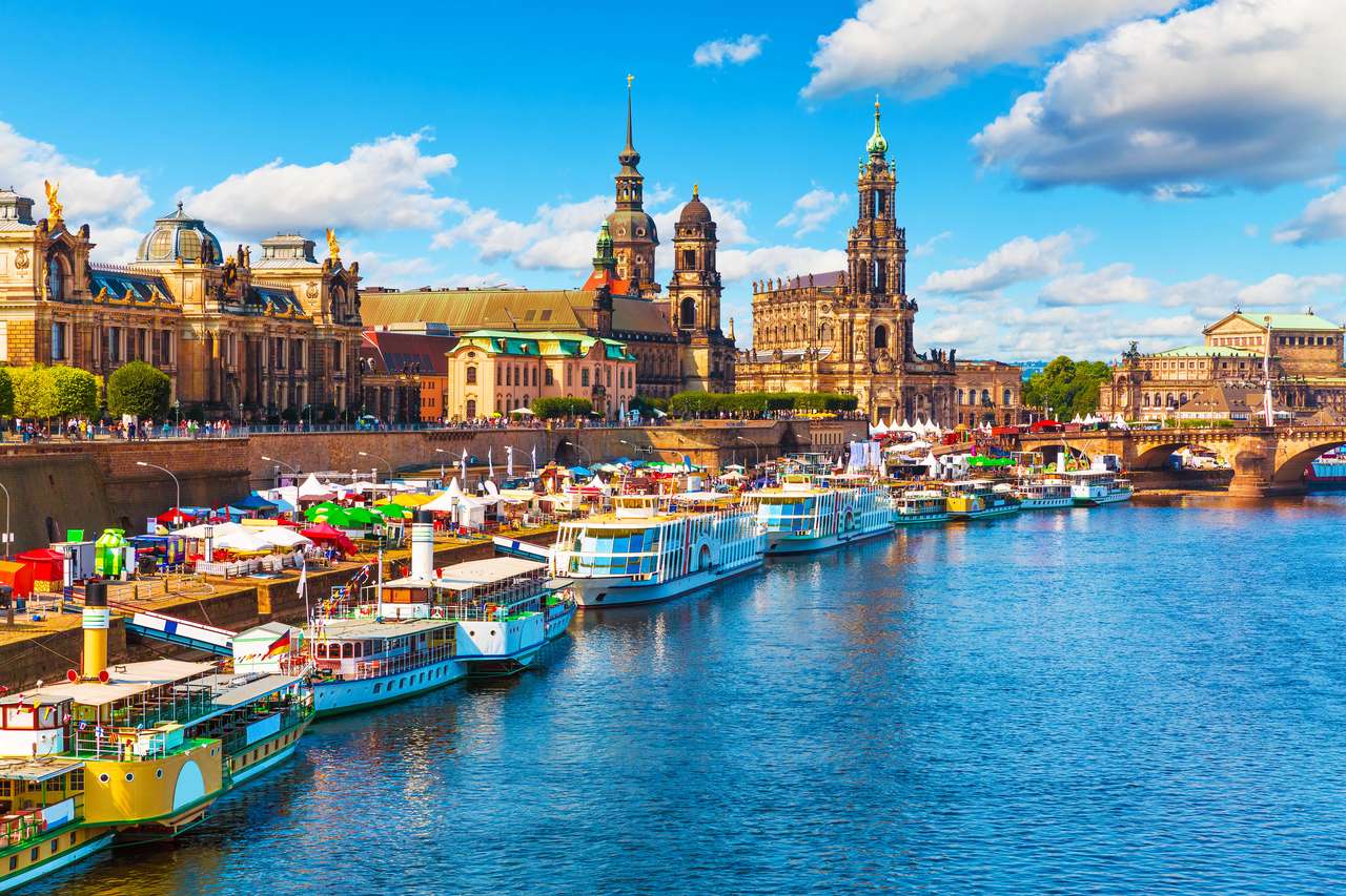 City of Dresden i Tyskland pussel på nätet