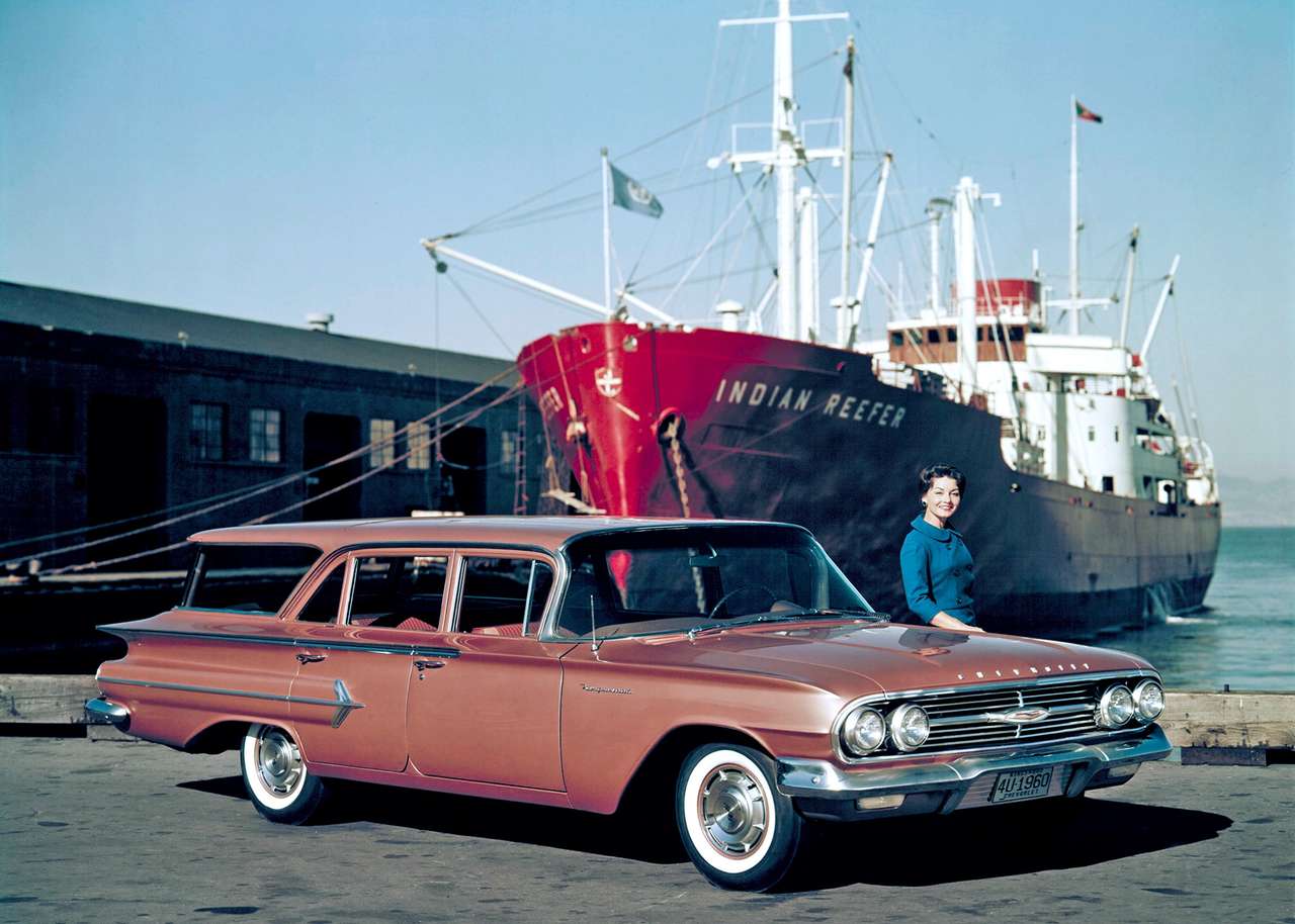 1960 Chevrolet Kingswood. онлайн пъзел