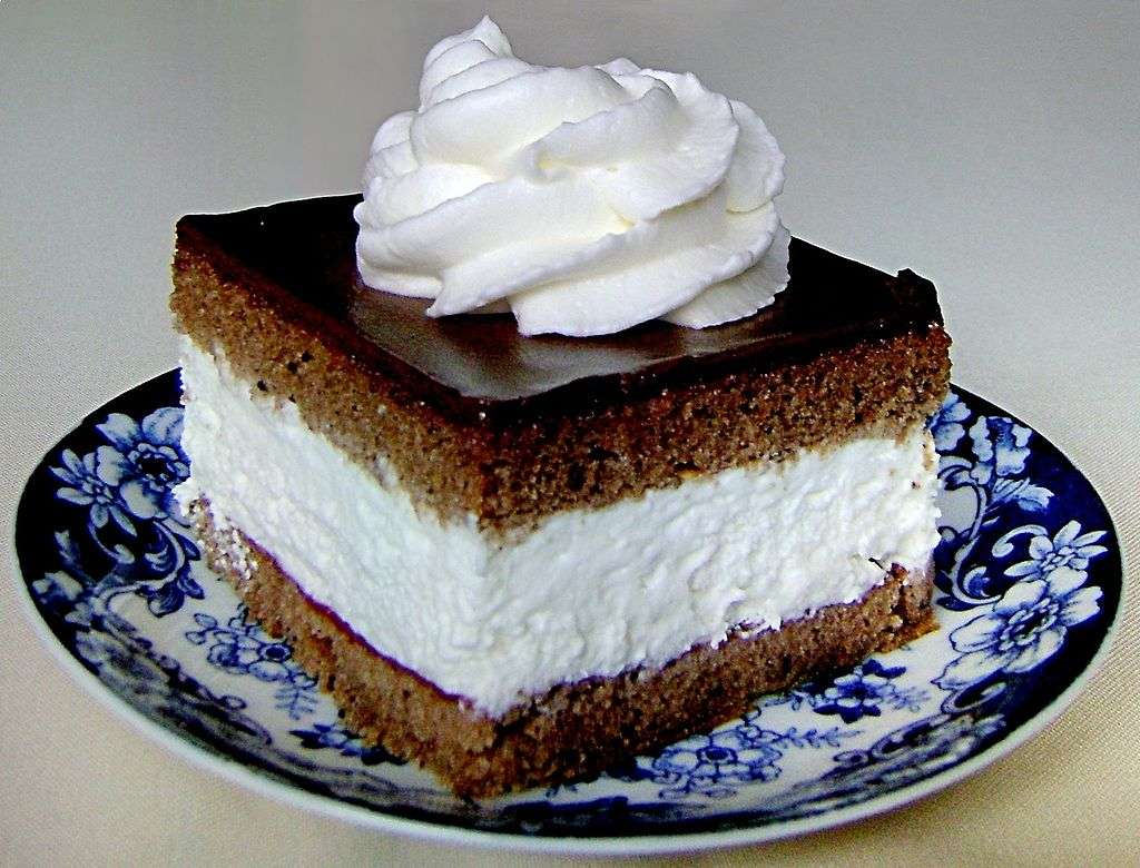 Cocoa торта със сметана ...... онлайн пъзел