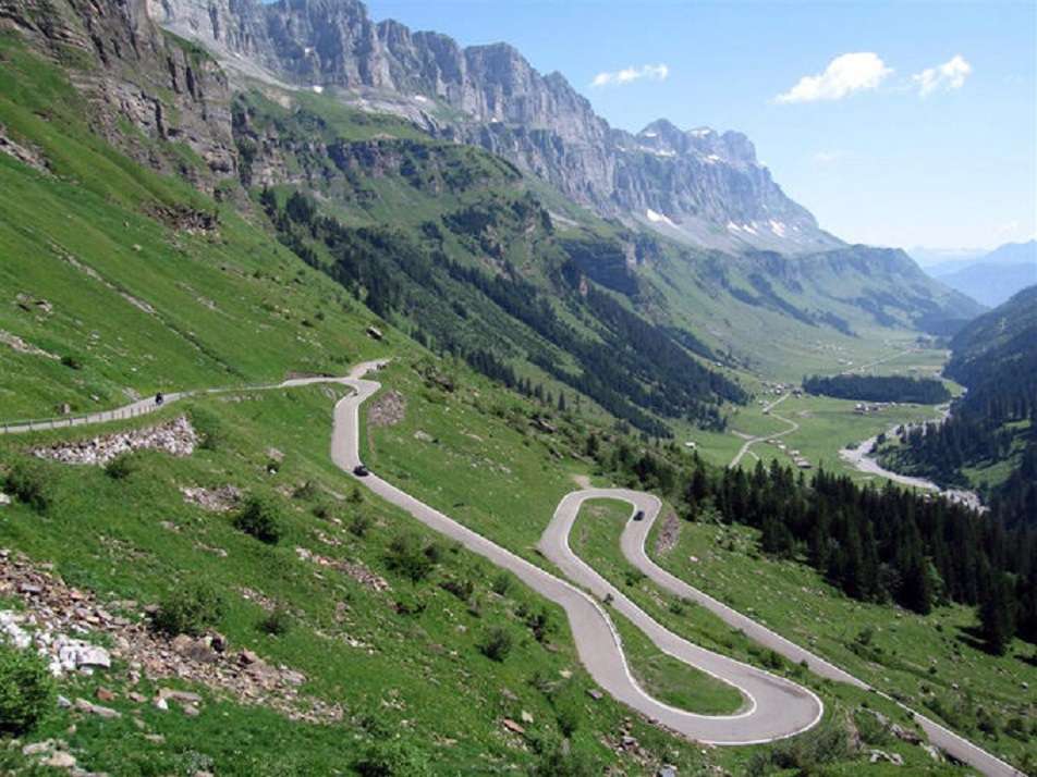 Silnice v Alpách. skládačky online