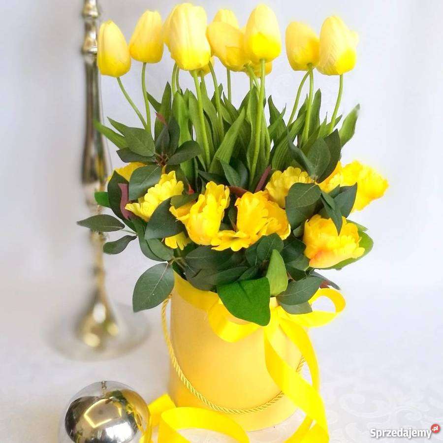 Жовті тюльпани онлайн пазл