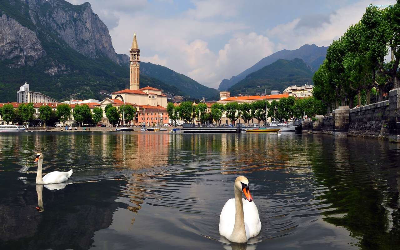 Езеро, Италия онлайн пъзел