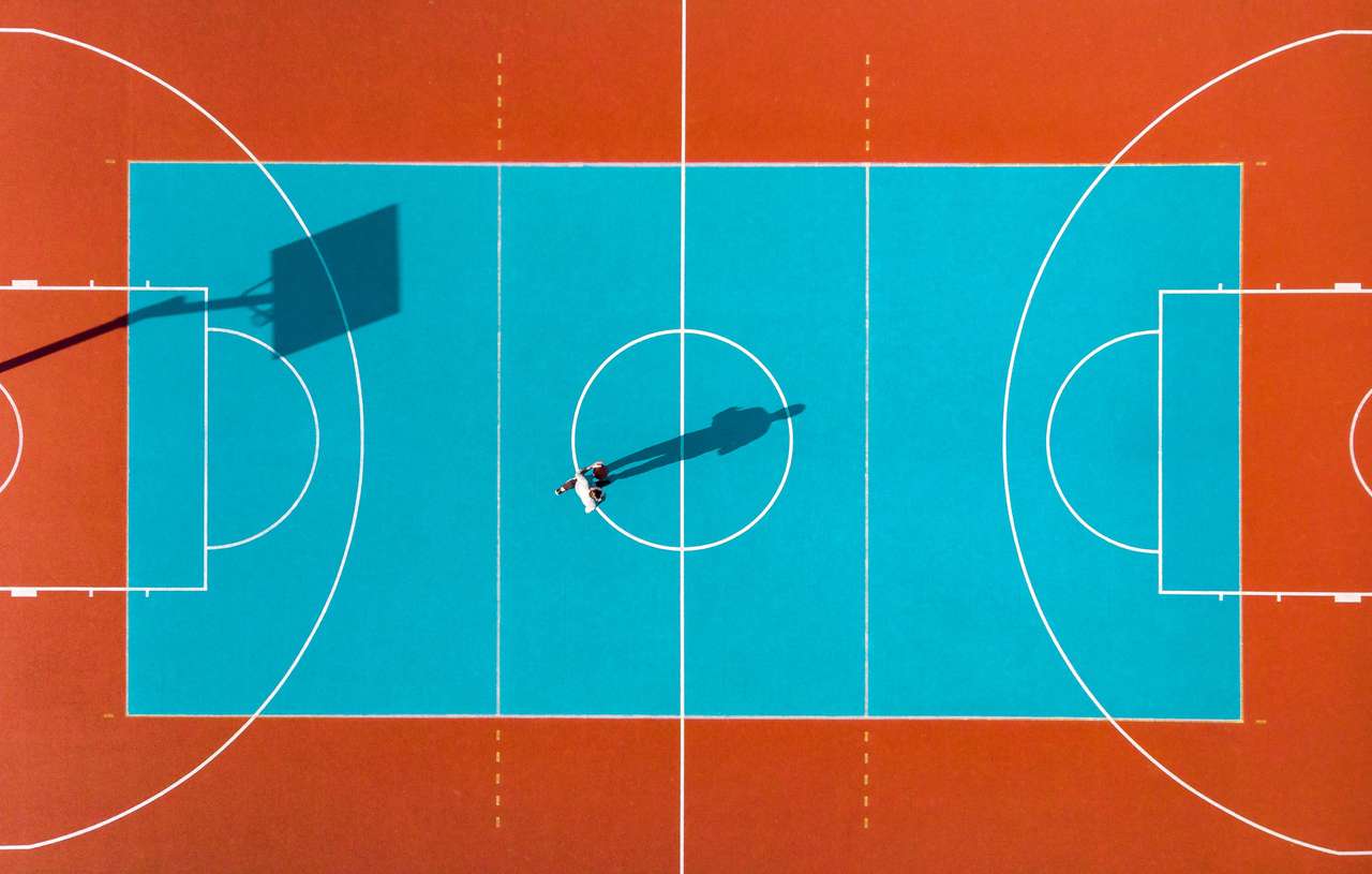 Ένα γήπεδο μπάσκετ online παζλ