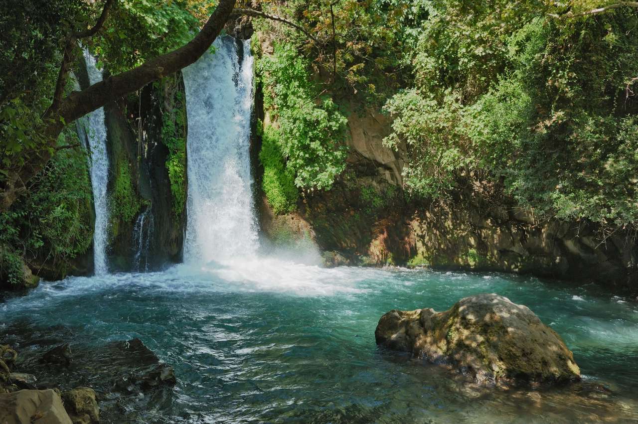 Asterious vattenfall Pussel online