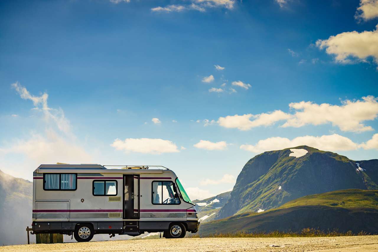 Camper in the world jigsaw puzzle online