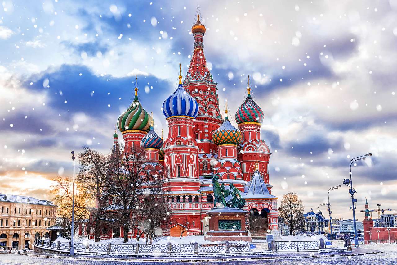 Cathedral of St. Basil in Moscow online puzzle
