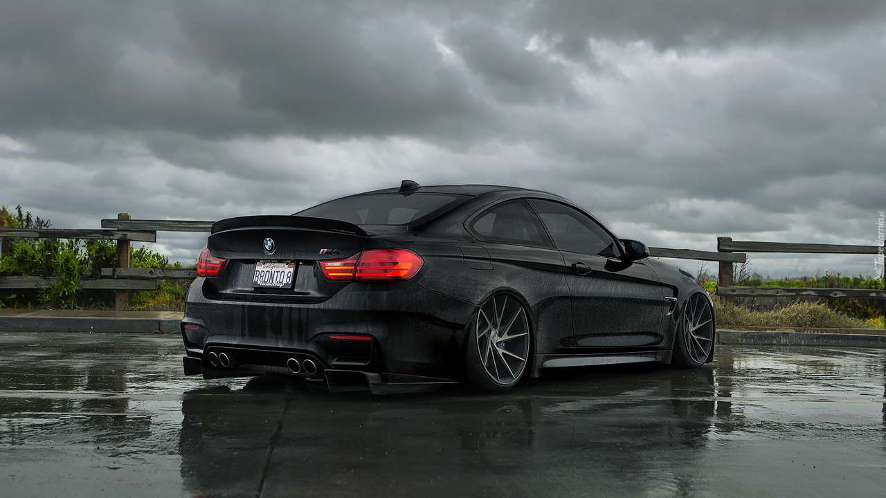 BMW M4 Tuning Kingz - online puzzle